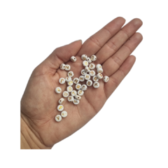CUENTAS BLANCAS LETRAS DORADAS 25gr - comprar online