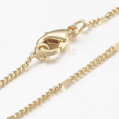 COLLAR CHAPITAS CON CIERRE ENCHAPADA - comprar online