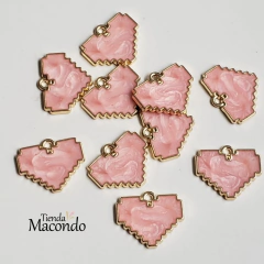 CORAZON VETEADO ESMALTADO ROSA (1 UNIDAD)