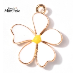 MARGARITA IRREGULAR BLANCA ESMALTADA (1 UNIDAD)