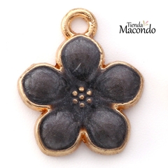 FLORCITA NEGRA ESMALTADA (1 UNIDAD)