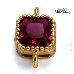 CONECTOR CIRCONIA CUADRADO ENCHAPADO FUCSIA