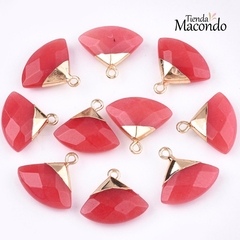 TRIANGULO JADE NATURAL FACETADO ROJO (1 UNIDAD)