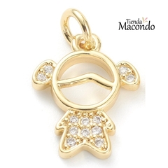 NENA ENCHAPADA CON ZIRCONIAS