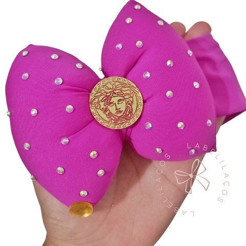 Laço fofo fushia Cristais Versace