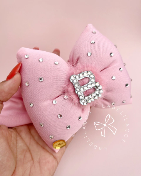 laço fofo cristais inicial