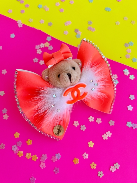 Urso laranja neon