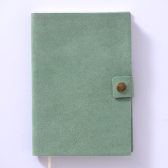 AGENDA SEMANAL GAMUZA - 29 VERDE HUMO 14X21 - comprar online