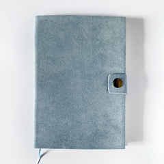 AGENDA DIARIA GAMUZA - 31 CELESTE 14X21 - comprar online