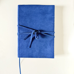 CUADERNO GAMUZA - 32 AZUL ELECTRICO 14X21 LAZOS - comprar online