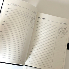 AGENDA DIARIA GAMUZA - 32 AZUL ELECTRICO 14X21 - tienda online