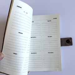 AGENDA SEMANAL GAMUZA - 6 MARRON 14X21 - Muy Papel