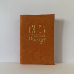 CUADERNITO 9X13 -ENJOY - GAMUZA NARANJA - comprar online