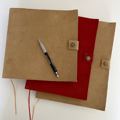 LIBRO DE FIRMAS GAMUZA - 23X23 - Muy Papel