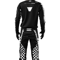 CONJUNTO MX MOTOCROSS RADIKAL ZERO FLAG NEGRO en internet