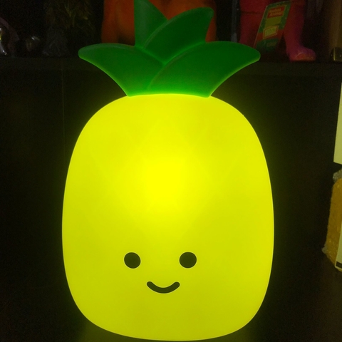 Luminária Abacaxi Carinha Feliz