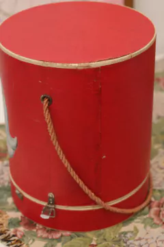Antiga caixa peruqueira - loja online