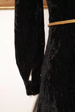 Vestido Morticia veludo P na internet