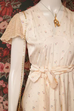 Vestido anos 50 de seda P - Antonieta Brechó