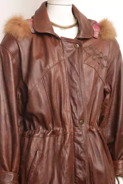 Casaco/parka vintage italiana de couro M - Antonieta Brechó