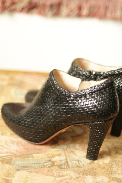 Sapato PR&DA vintage de couro - Antonieta Brechó