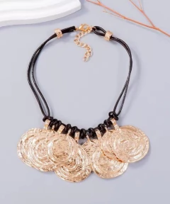 Colar medalhas na internet