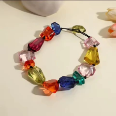 Colar allegra na internet