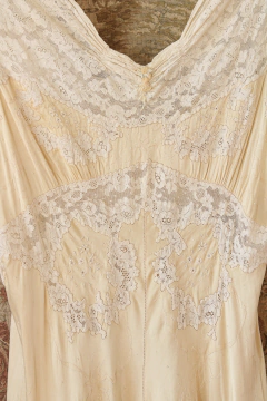 Slip dress anos 50/60 de seda bordada P - loja online