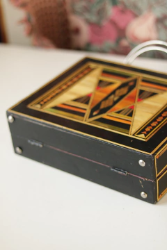 Maleta oriental anos 70