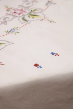 Toalha portuguesa de linho bordada na internet