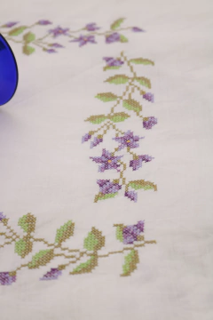 Par de forros de mesa em linho bordados - Antonieta Brechó