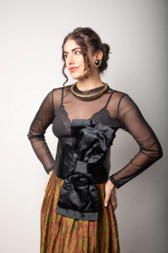 Lação vintage de seda P