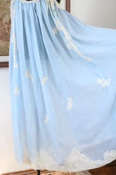 Slip dress anos 50 P ao G na internet