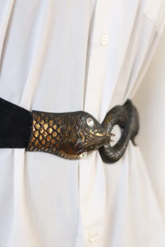 Cinto anos 80 de couro na internet