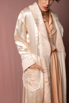 Sobreposição anos 40 de seda P/M na internet