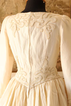 Blusa anos 80 bordada P