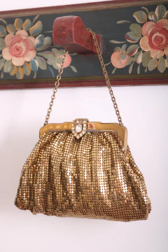 Bolsa anos 50 Whiting & Davis na internet