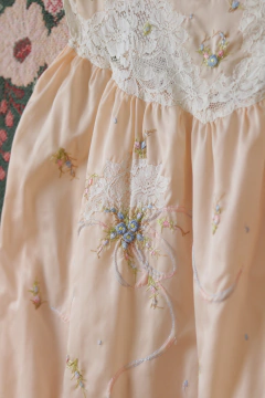 Conjunto bordado anos 60 P/M na internet