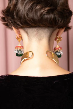Colar Choker dourado - Antonieta Brechó