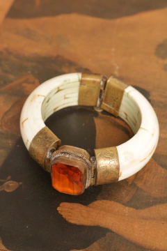 Bracelete vintage na internet