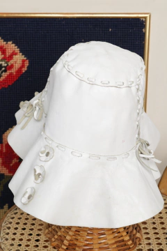 Chapéu vintage de couro - Antonieta Brechó