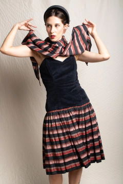 Vestido lação anos 80 P na internet