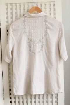 Camisa vintage linho puro bordada P/M - Antonieta Brechó