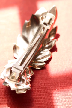 Presilha vintage francesa na internet