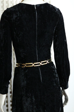 Cinto vintage italiano de metal na internet