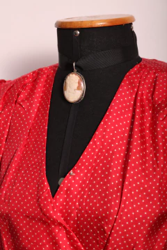 Antigo camafeu de prata