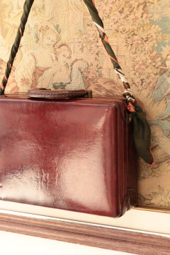 Maleta anos 70 de couro