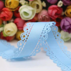 Laço Antônia com uma ponta e fita vazada (Unidade) - Spugudun