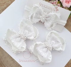 Laço Antônia Guipir Cravejado de Pérolas (Unidade)