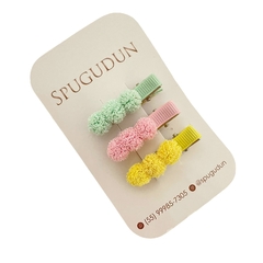 Kit hair clips pompom na internet